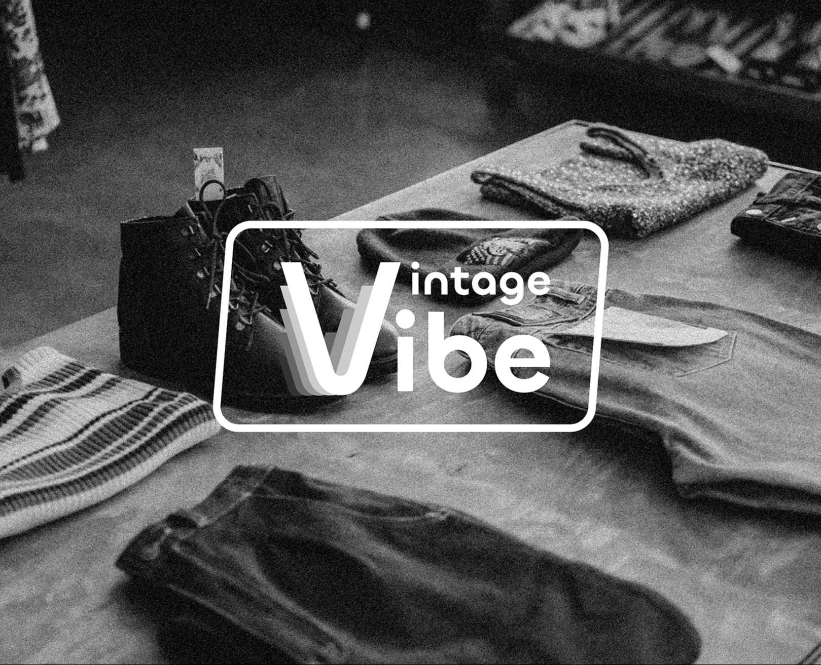 Логотип для бренда одежды Vintage Vibe — Брендинг на Dprofile